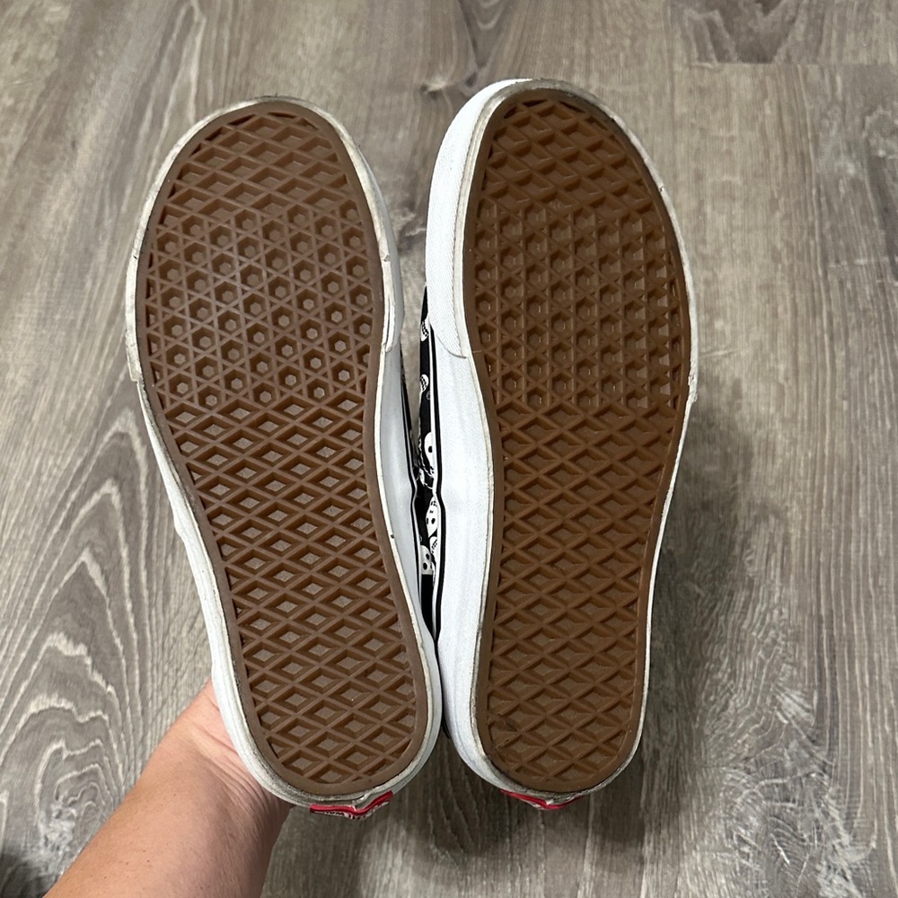 Vans Black Canvas Sneakers with White Skull Print - Picture 4 of 5